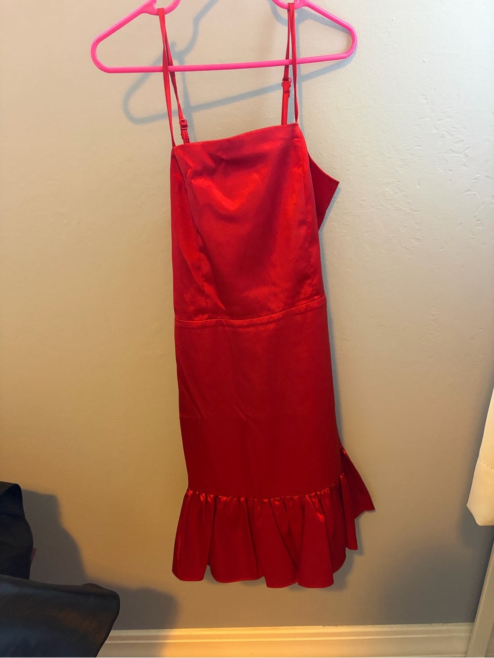 Aqua & Shells Satin Red Dress